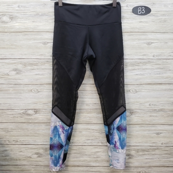 Onzie Mesh Leggings - Picture 1 of 5